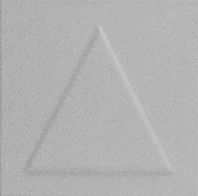 Grigio Bardelli, Play