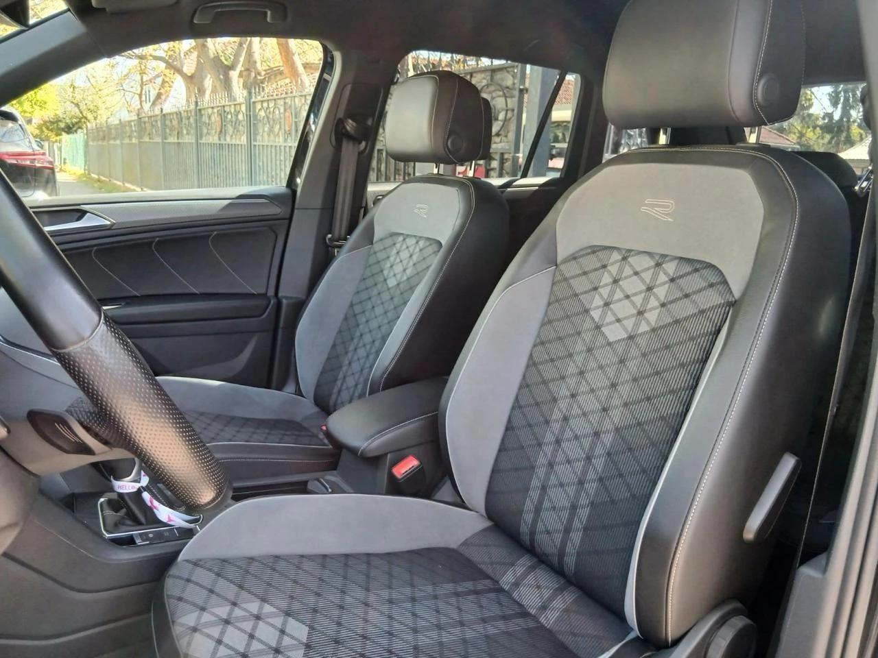 Volkswagen Tiguan R-Line, фото 3
