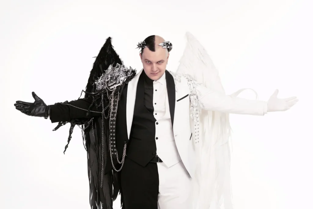 5opka раскрыл трек-лист нового альбома «CLAY». Релиз - 3 апреля