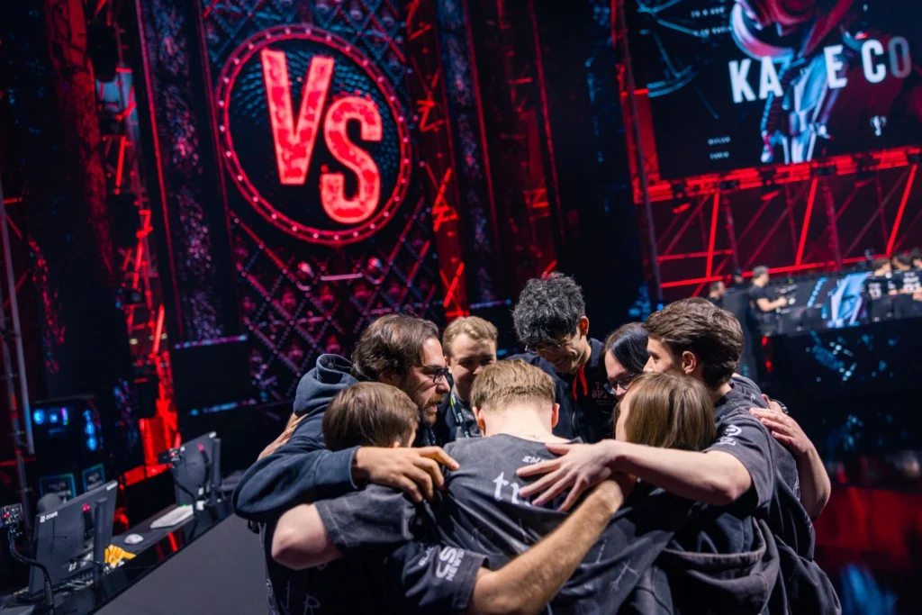 Spirit, Falcons и Vitality сыграют в группе А на IEM Rio. FURIA, NAVI, MOUZ и HOTU - в группе B