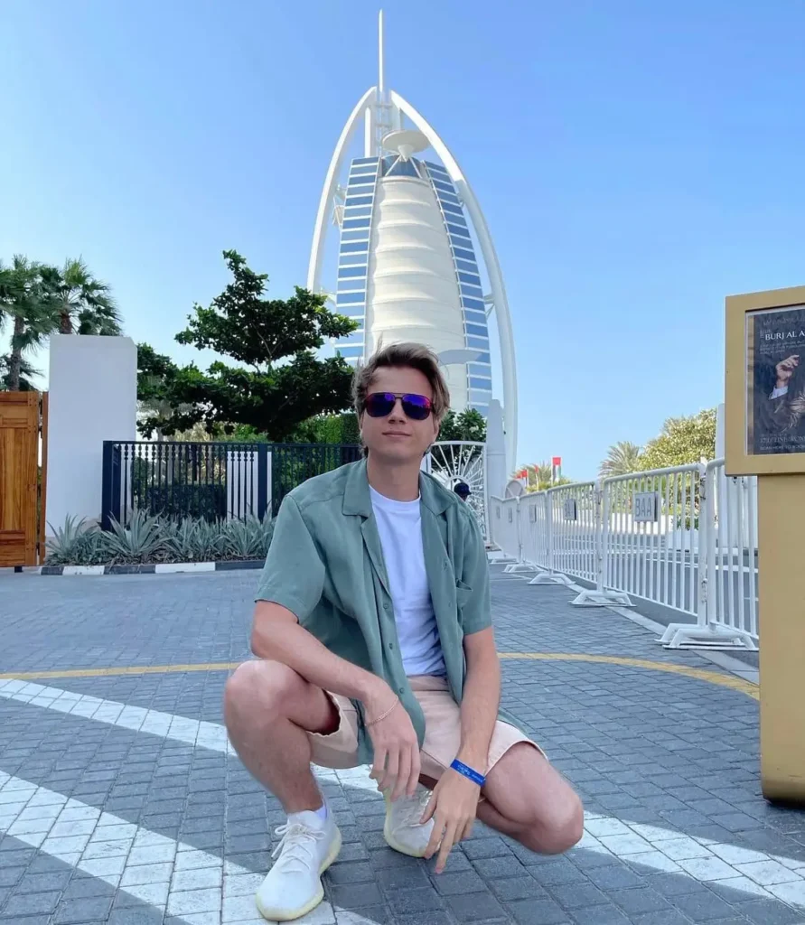 Куда пропали стримеры Альтаода, Витюша и Картман?