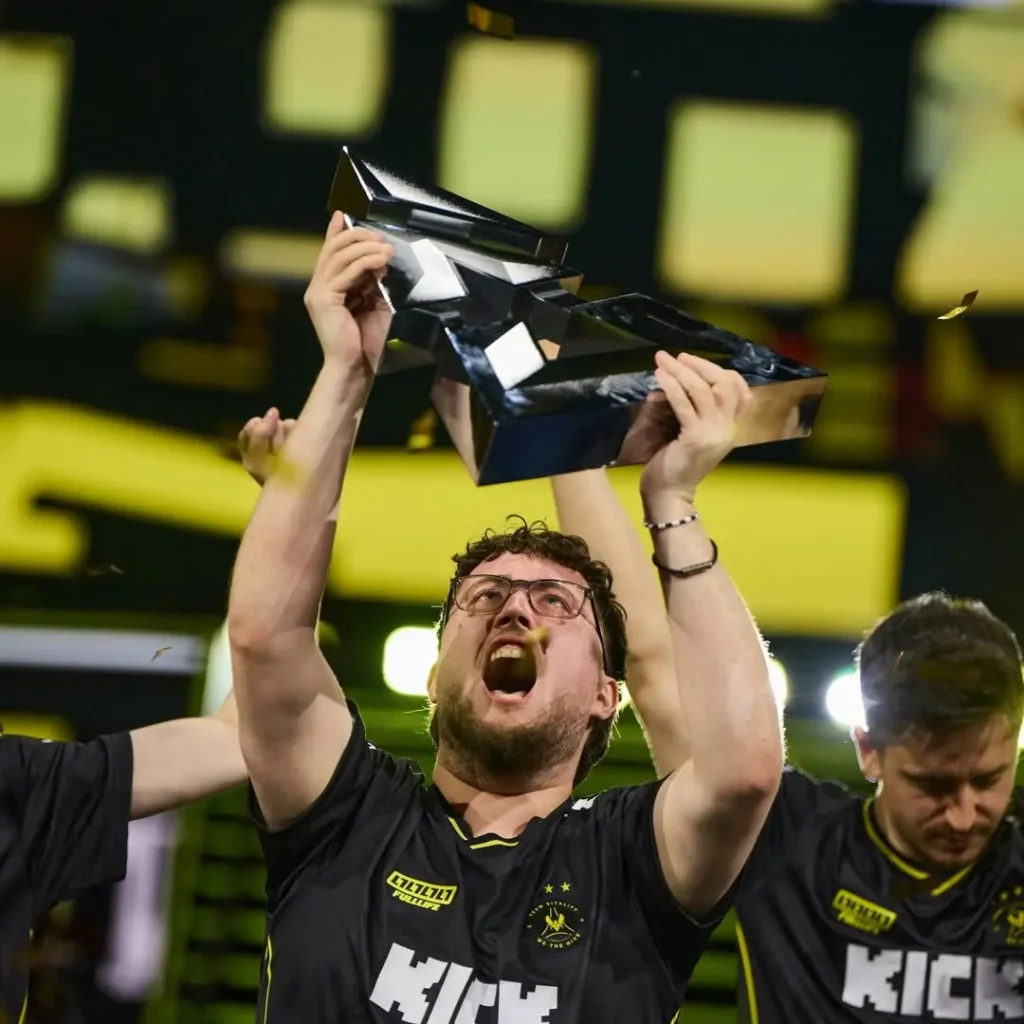 ZywOo мог начать встречаться со стримершей - с прошлой девушкой он расстался месяц назад