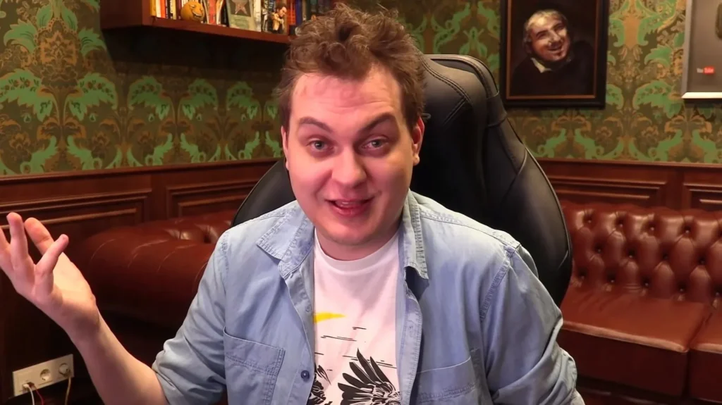 Хованский раскритиковал подарок Крида Диларе: «Дарить квартиры на день рождения — очевидный перебор»