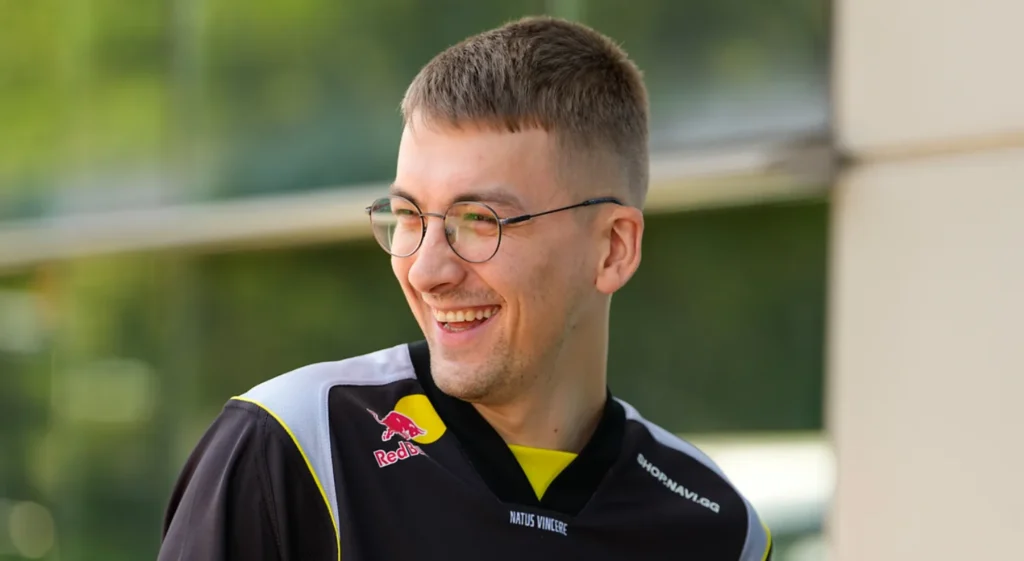 «Не можешь выехать из страны и доджишь армию». Тренер Spirit MiLAN сгорел на украинца в пабе