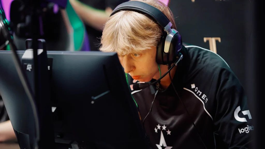 Astralis прошла в плей-офф PGL Bucharest после победы над The MongolZ