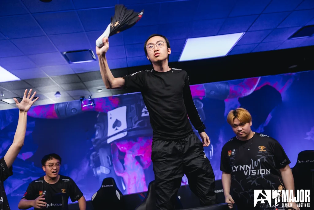 Китайская команда не выиграла ни одного матча. И из-за этого прошла на мейджор