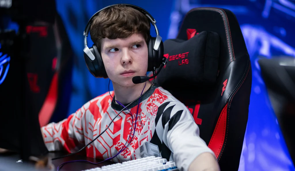 Headtr1ck об уходе из B8: «Они тестировали разных снайперов, но я не знаю, правдивая ли это причина»