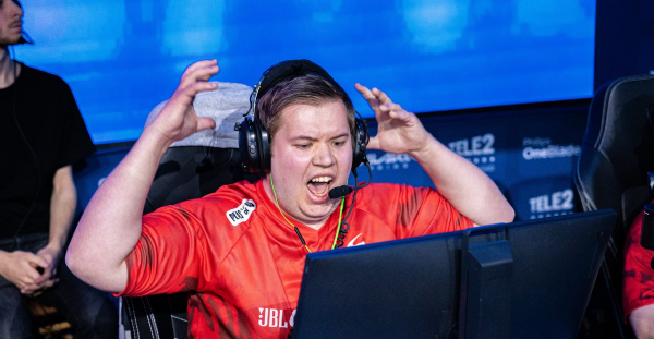 FOKUS покинула PGL Bucharest - JW впервые с 2020 года вышел в плей-офф крупного LAN-турнира
