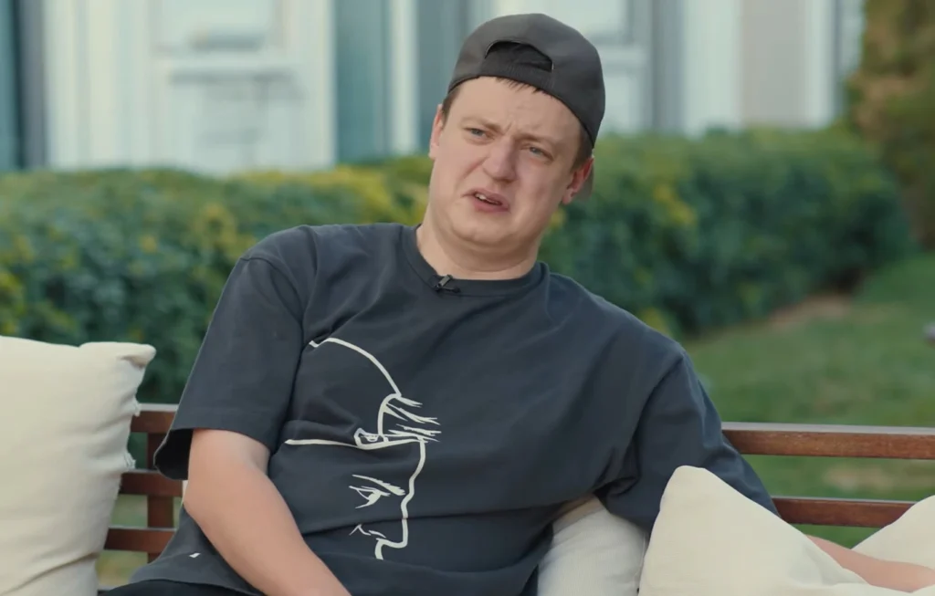 Mellstroy купил аккаунт на 14 тысяч MMR: выиграл 1 игру из 16, проиграл даже руинерам, которым отдал по $350