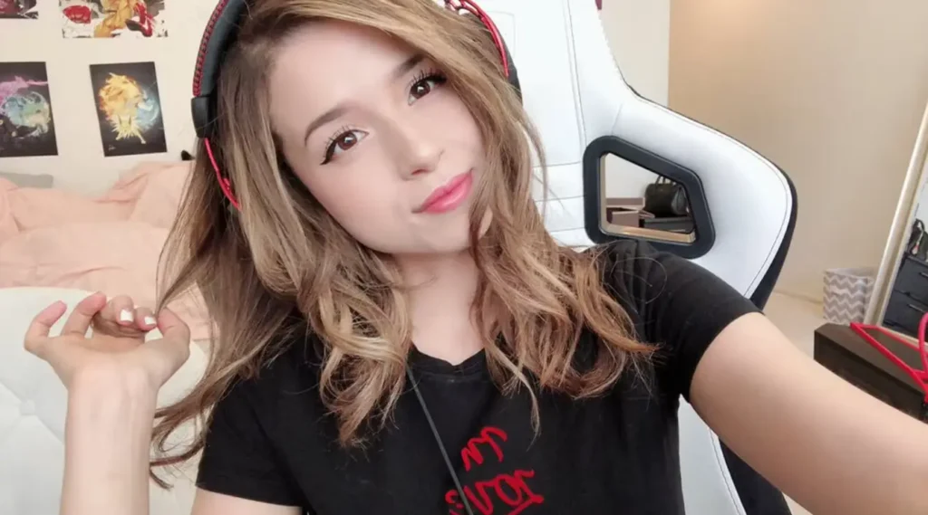 Почему стриминг - идеальная среда для развития парасоциальных отношений? Сталкинг, угрозы, нездоровые фанаты