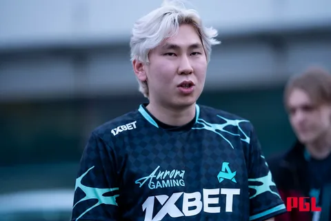 OneJey: «Я не особо люблю лейнить с TORONTOTOKYO в матчмейкинге - отдает чутка Daxak»