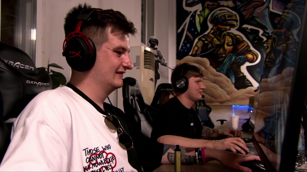 Zloy, S1mple и Iceberg уехали на двухмесячный буткемп в горы