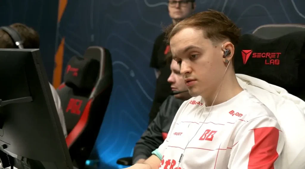 «Очередная *** ситуация в карьере». ArtFr0st расстроился из-за перевода в запас BetBoom Team перед мейджором