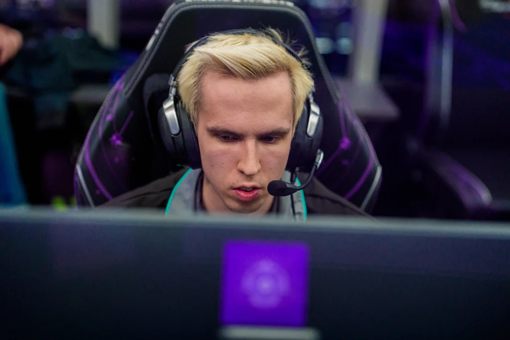 Puppey, паузы и патч, который очень помог PARIVISION. Большой разговор с Dukalis