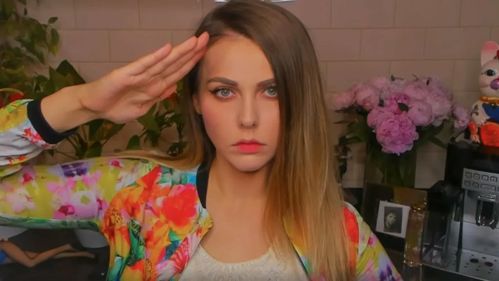 AlinaRin сделала косплей на Элеонору из Atomic Heart