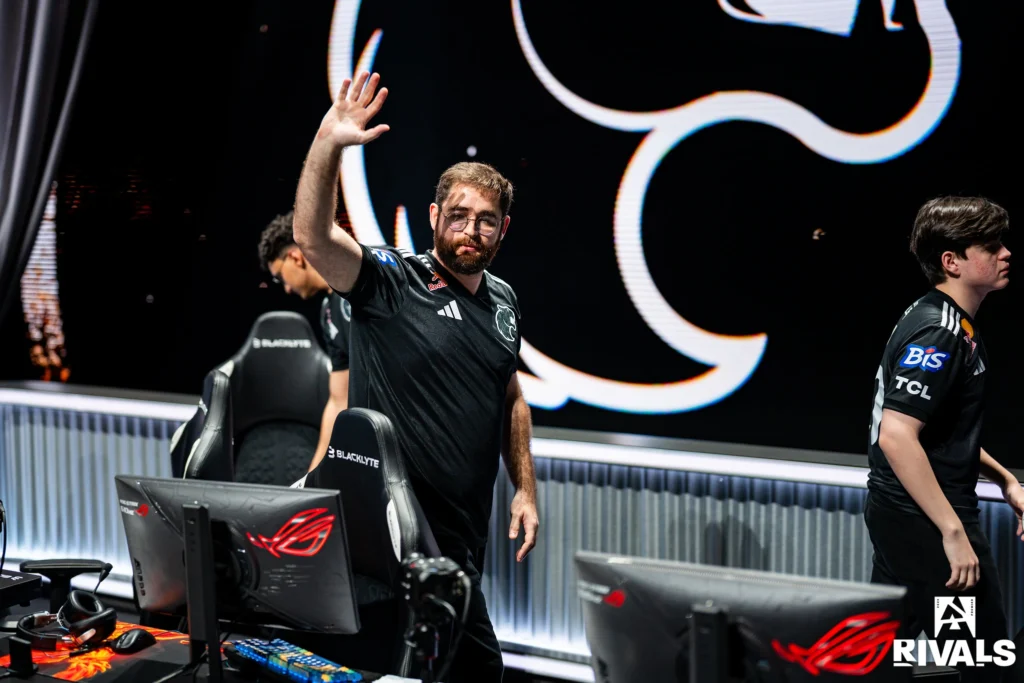 Fallen пытался закончить карьеру уже 5 раз. А что было в прошлые?