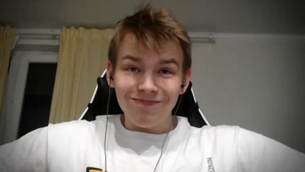 Strogo прошел калибровку на 2786 ELO - в прошлом сезоне у него было 3422 ELO