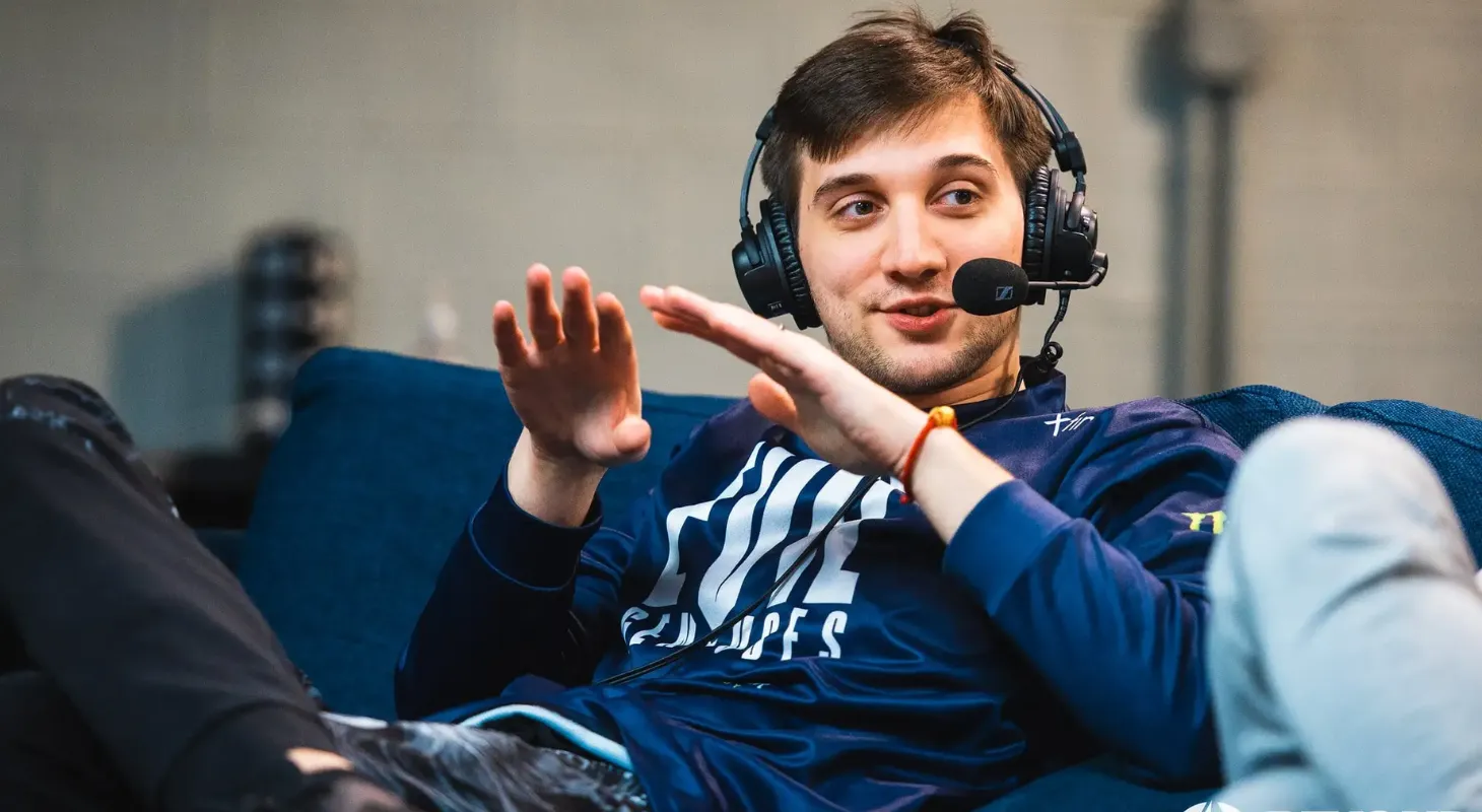 126 героев - 126 ников: