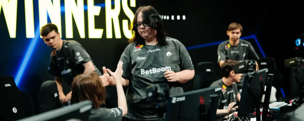 Spirit стала меньше зависеть от donk. Но закончились ли на этом проблемы?