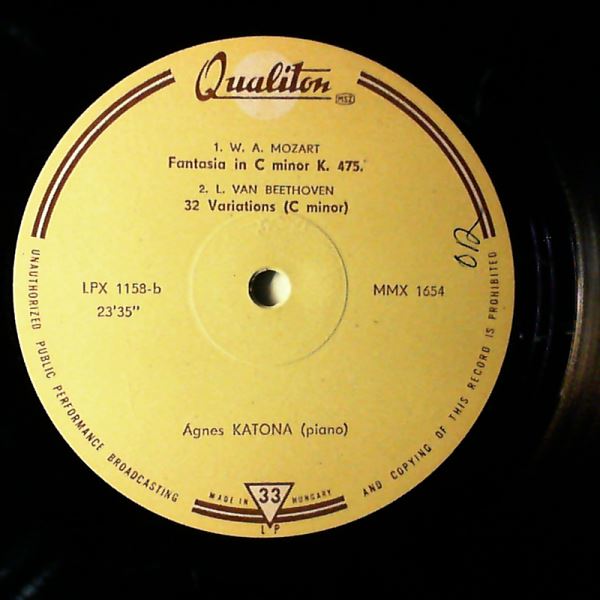 Katona Agnes — Mozart - Sonata In A-dur K. 331, Rondo In D-dur K. 485, Fantasia In C-dur K. 475, Beethoven - 32 Variations in C-moll