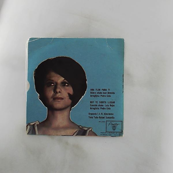 Marquez Beatriz — Una Flora Para Ti / Hoy Te Siento Llegar