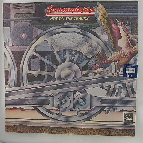 Commodores — Hot On The Tracks