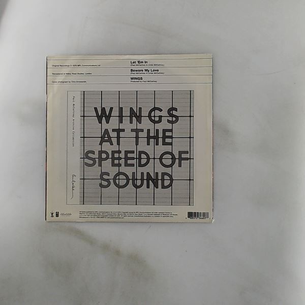 McCartney Paul & Wings — Let 'Em In / Beware My Love