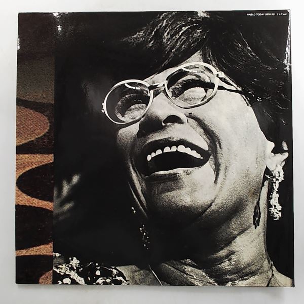 Fitzgerald Ella — Ella Abraca Jobim - Fitzgerald Ella Sings The Jobim Antonio Carlos Song Book