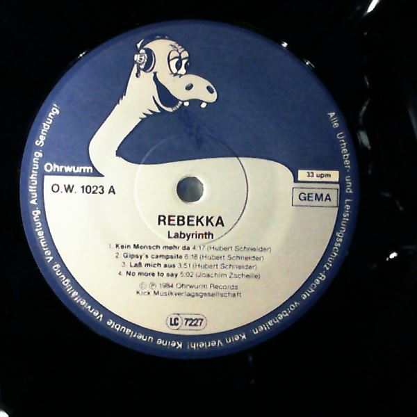 Rebekka — Labyrinth