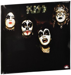 Kiss — Kiss