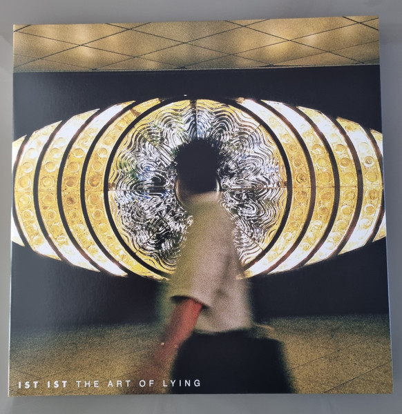 IST IST — The Art of Lying