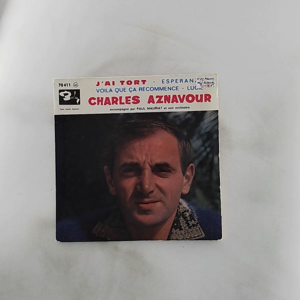 Charles Aznavour — J'Ai Tort