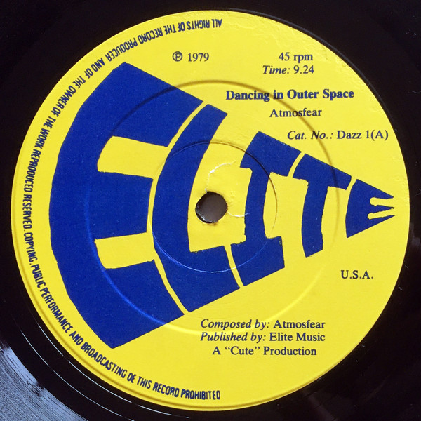 Atmosfear — Dancing In Outer Space