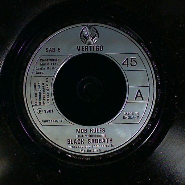 Black Sabbath — Mob Rules