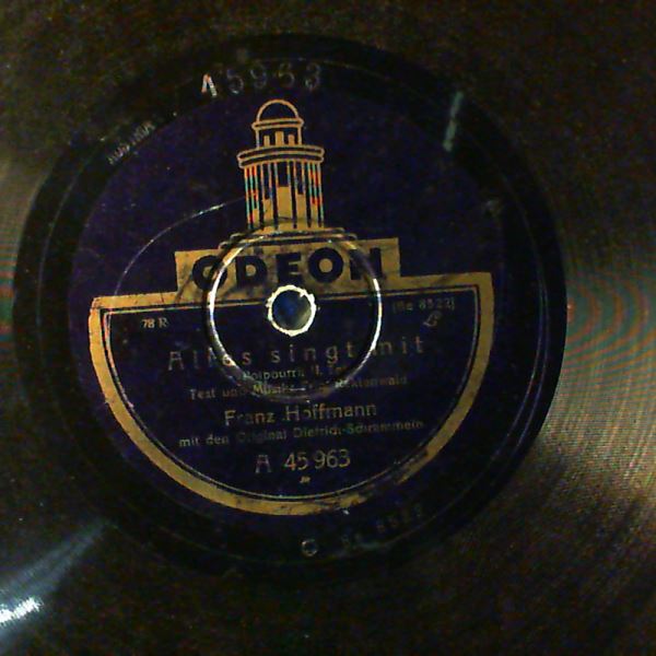 Hoffmann Franz — Alles Singt Mit