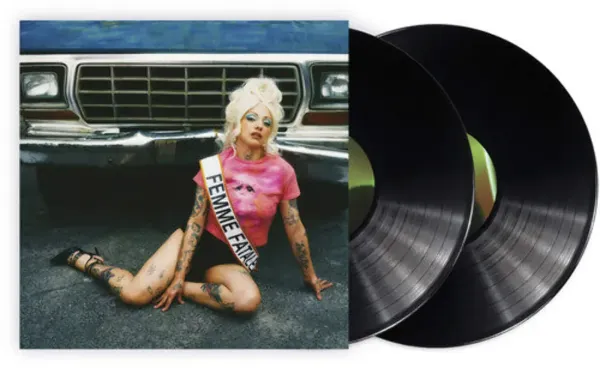 Mon Laferte — Femme Fatale