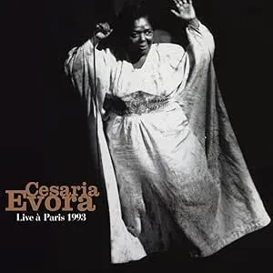 Cesaria Evora — Live A Paris