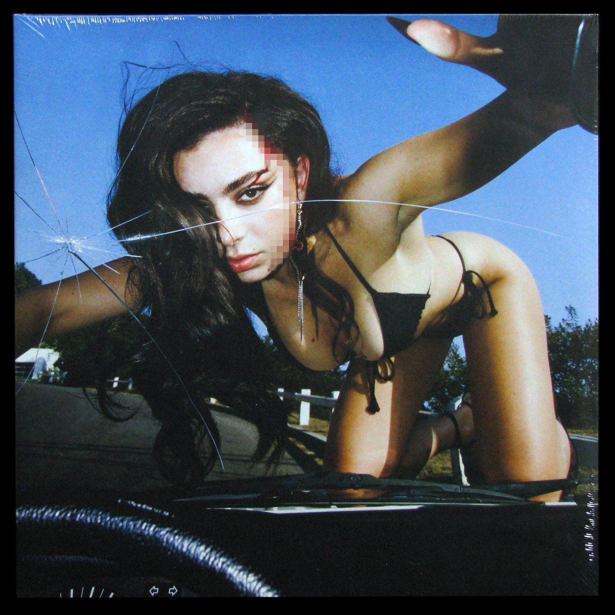 Charli XCX — Crash