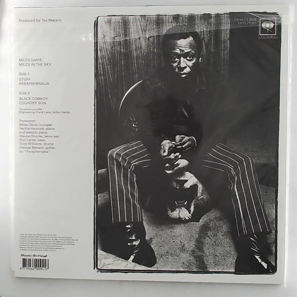 Miles Davis — Miles In The Sky