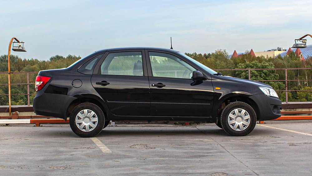 Фото LADA Granta