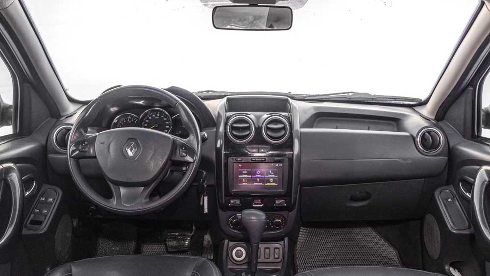Фото Renault Duster