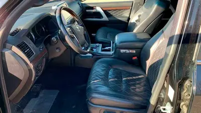 Фото Toyota Land Cruiser