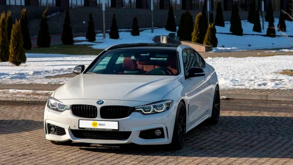 BMW 4 756