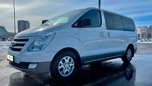 Hyundai H1 593