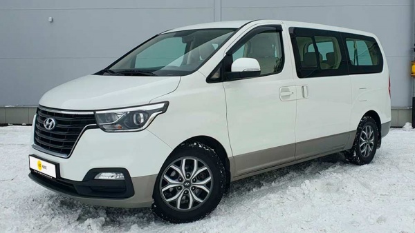 Hyundai H1 749