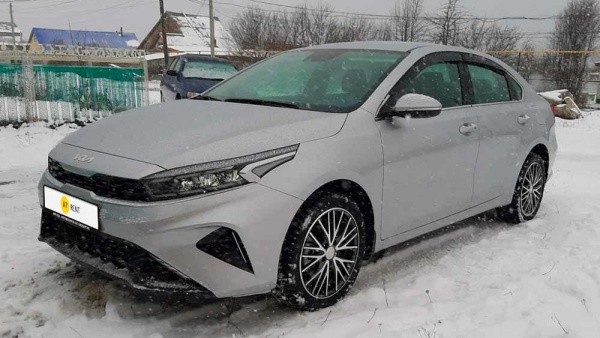 KIA Cerato 621