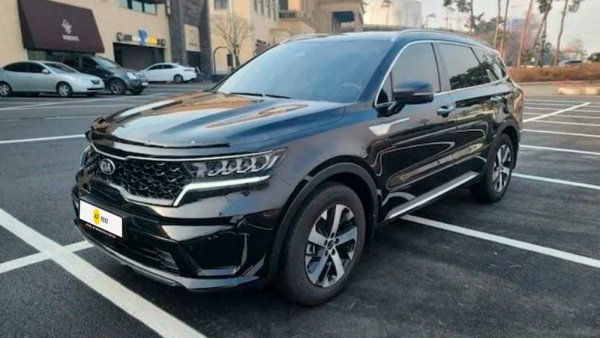 KIA Sorento 612