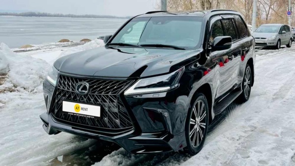 Lexus LX 633