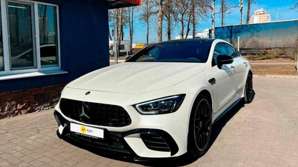 Mercedes-Benz AMG GT 668