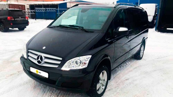 Mercedes-Benz Viano 221